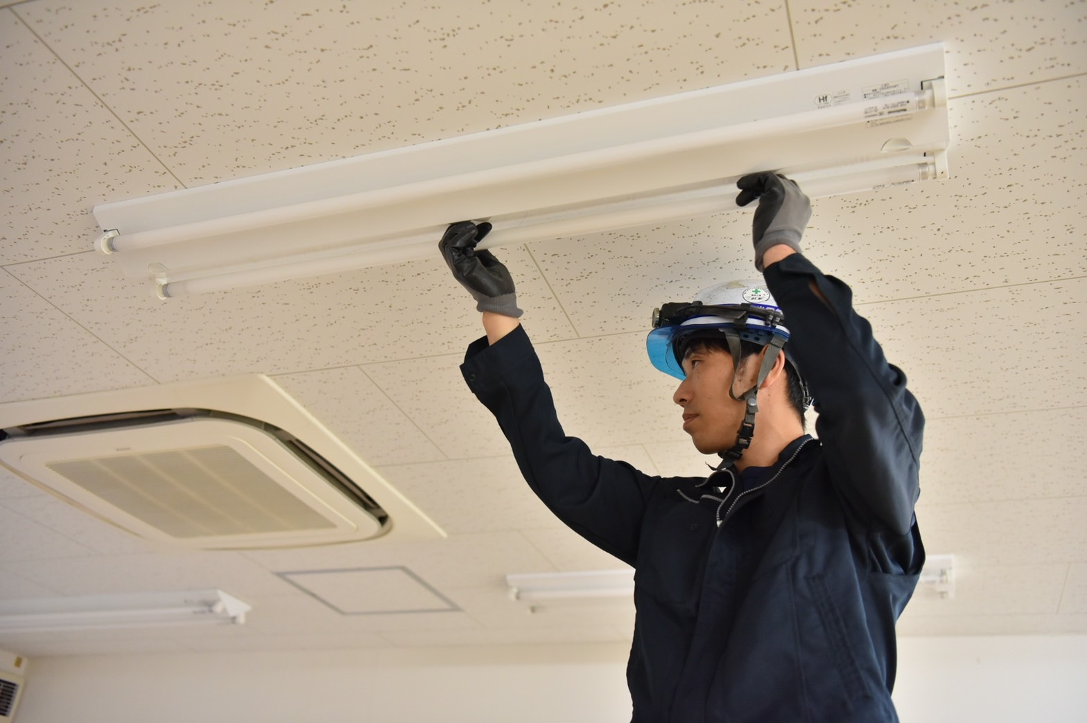 合資会社湖西電気工業社 本社の正社員 電気工事士求人イメージ